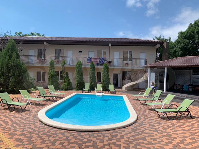 Комната 14 м² в 1-к., 1/1 эт.