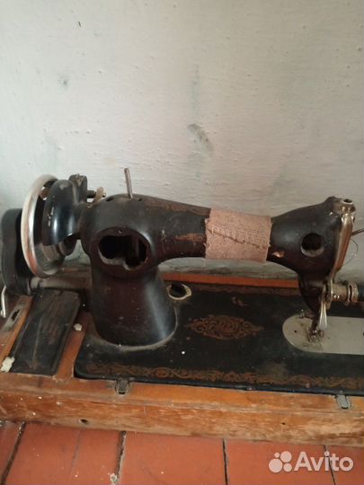 Швейная машинка