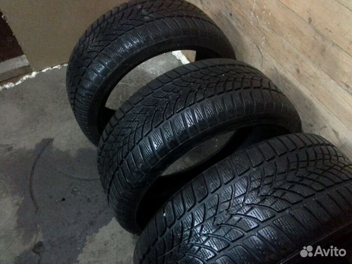 Dunlop SP Winter Sport 4D 225/40 R18
