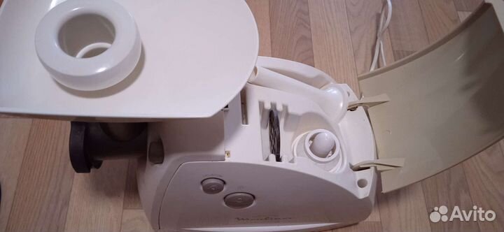 Мясорубка Moulinex HV8