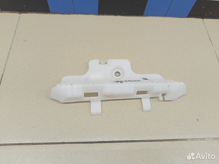 Кронштейн (сопут. товар) Duster II 2021