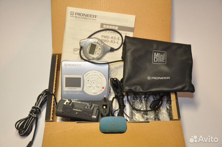 Sony - MZ: EP11, R909. Pioneer PMD-R3-L