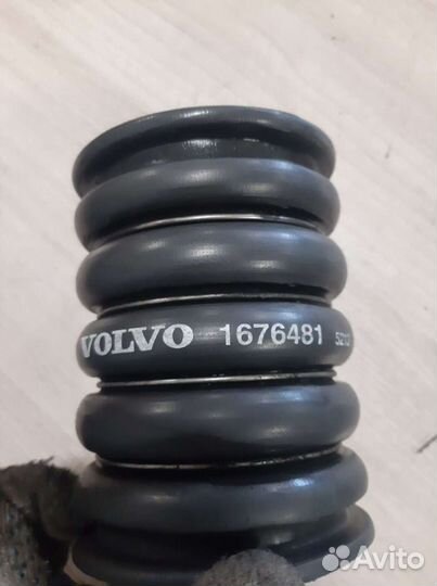 Патрубок интеркулера Volvo FH