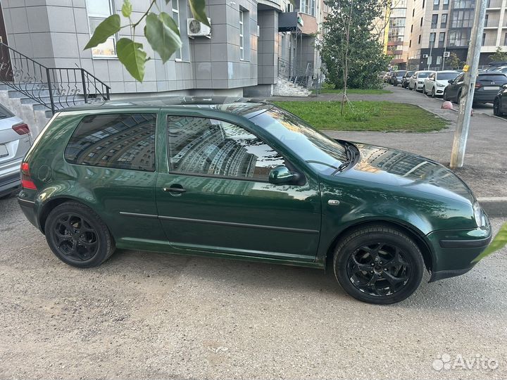 Volkswagen Golf 1.4 МТ, 2000, 326 000 км