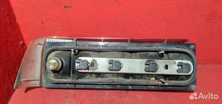 Москвич 2141 фонарь правый