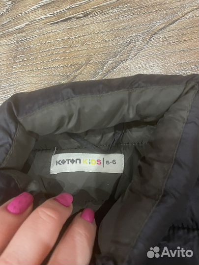 Курточка на 4-6 лет