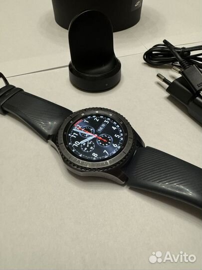 Наручные часы samsung gear s3 frontier б/у