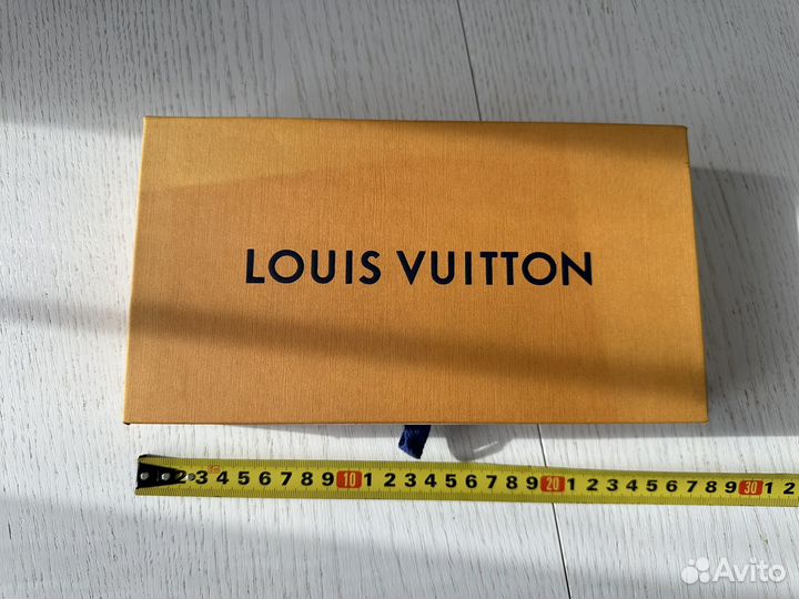 Подарочные коробки Louis Vuitton