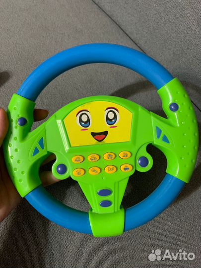 Игрушки для малыша разные
