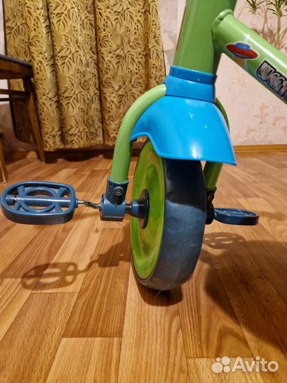 Трехколесный велосипед