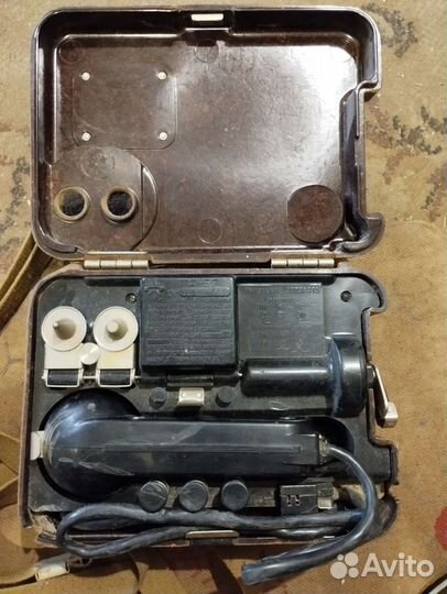 Старинный телефон