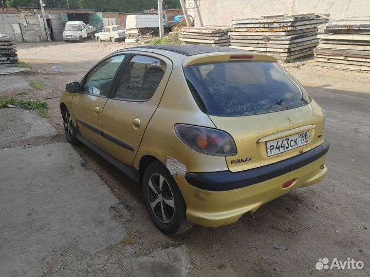 Авто в разбор Peugeot 206 1.4 KFW 2005