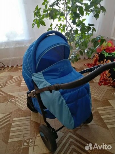 Коляска zippy 2 в 1 плюс автокресло