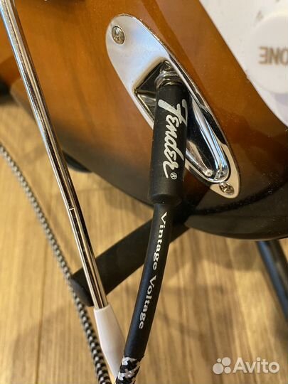 Гитара fender squier + комбо усилить marshall