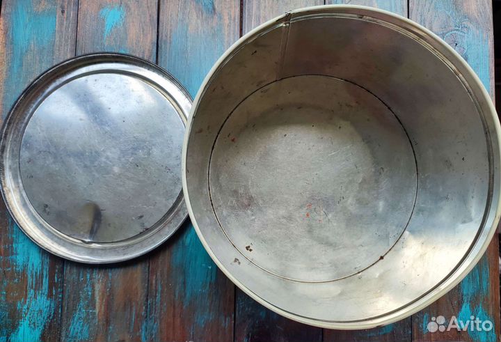 Железная банка макинтош