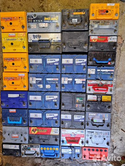 Аккумулятор автомобильный 60 ач