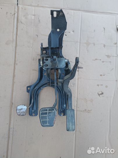 Педальный узел VW пасат б4 гольф 3 венто боро