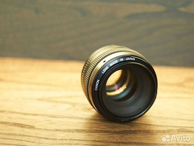 Объектив Canon EF 50 mm f/ 1.4 USM