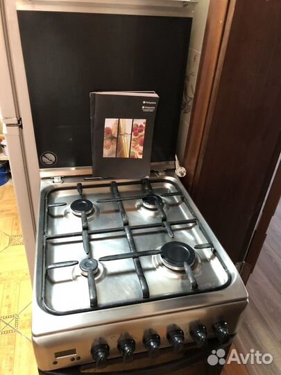 Газовая плита бу Hotpoint ariston