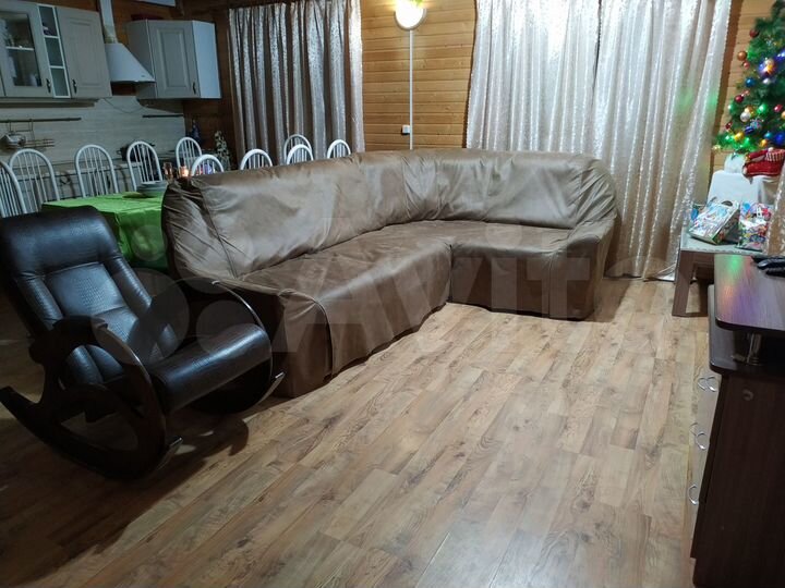 Дом 105 м² на участке 10 сот.