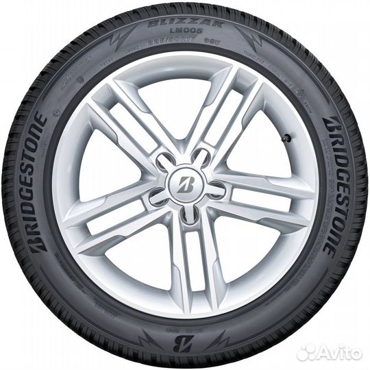 Bridgestone Blizzak LM-005 255/65 R17 114H