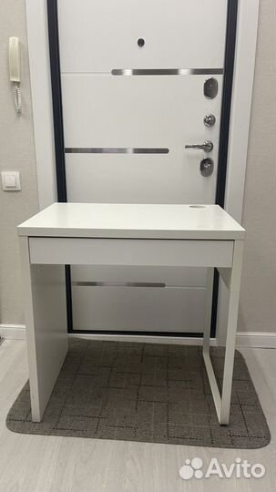 Стол IKEA микке
