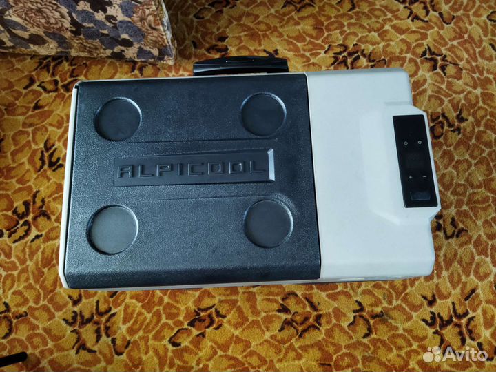 Автохолодильник Alpicool cx40