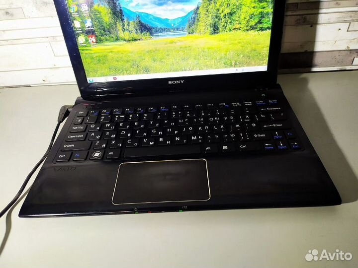 Sony vaio Sve1112M1RB - 2 Ядра \ 3 Озу \ 320 HDD