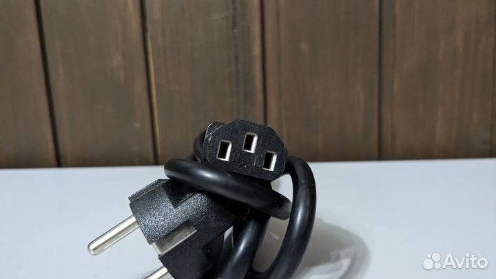 Сетевой кабель / Кабель питания