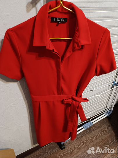 Платье красное