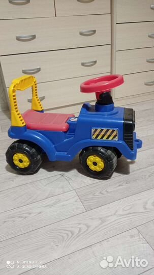 Детская машинка толокар каталка бу