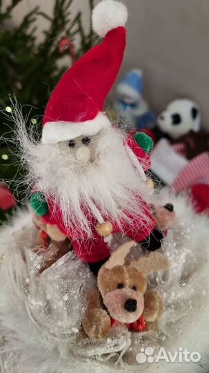 Дед мороз и олени новогодний декор