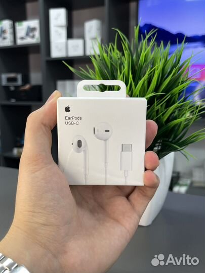 Наушники Apple EarPods USB-C