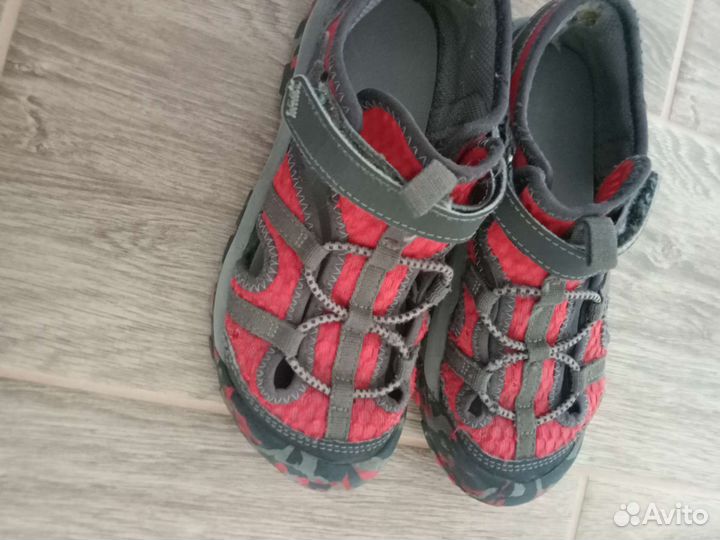 Сандали и туфли