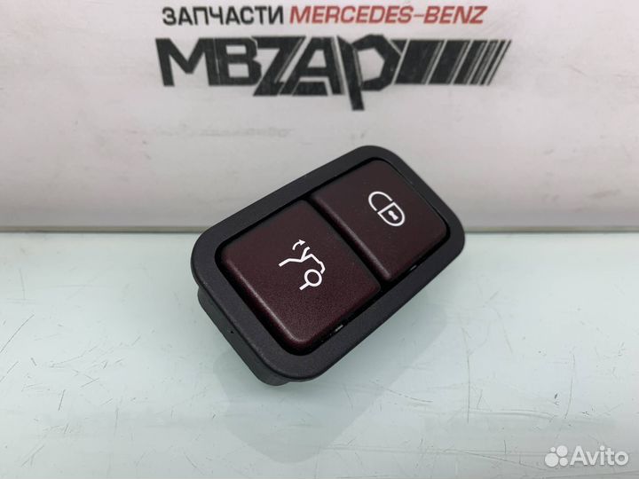 Кнопка крышки багажника Mercedes W205