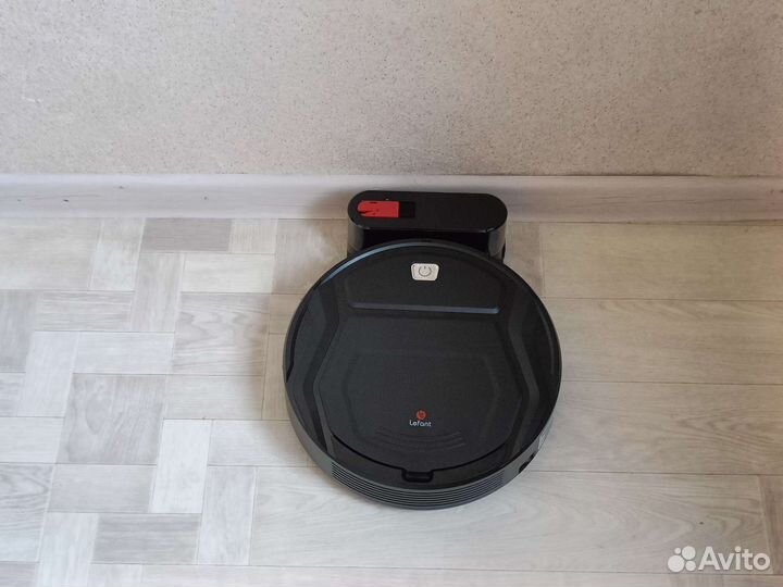 Классный подарок современный робот пылесос с wi-fi