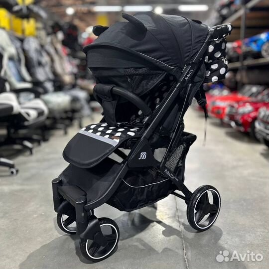 Прогулочная коляска новая