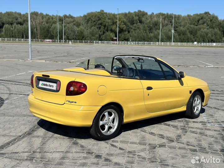 Renault Megane 2.0 МТ, 1999, 252 408 км