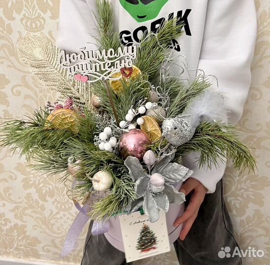 Новогодняя композиция из ели