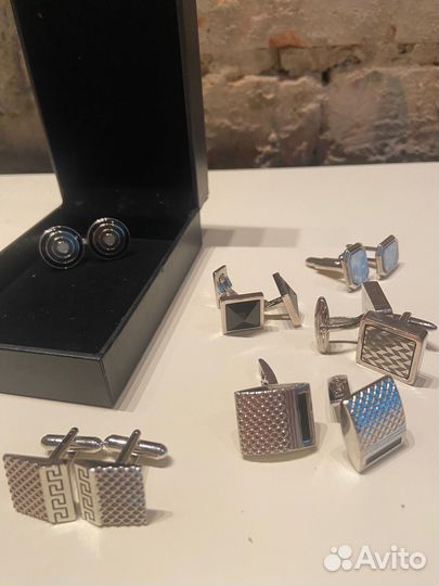 Продам набор запонок мужских