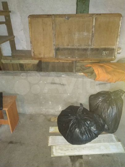 Гараж, > 30 м²