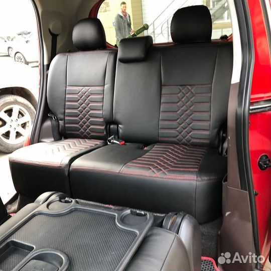 Чехлы для Toyota Spade