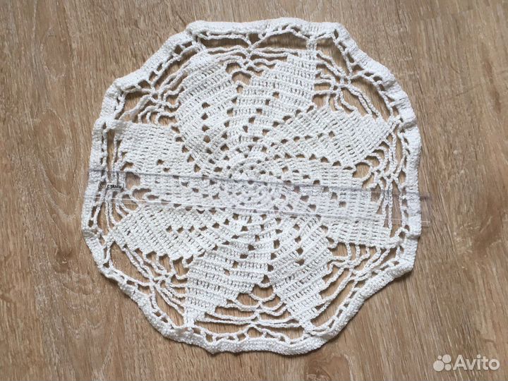 Салфетка - скатерть вязанная квадратная