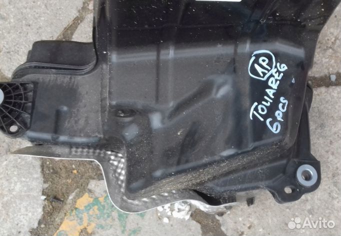 Бак adblue 4M0131878CF VW touareg III 3.0TDI