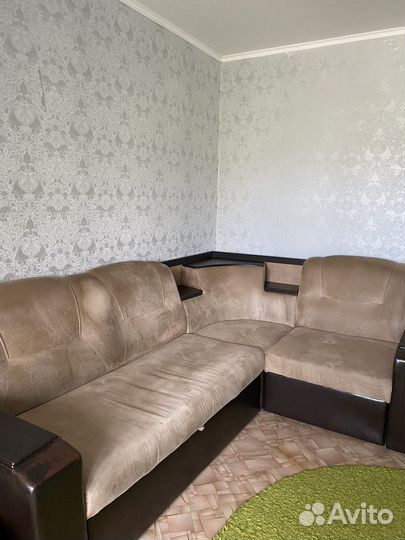 Угловой диван