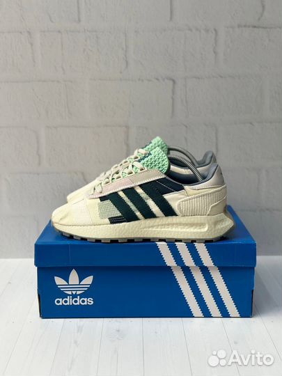 Кроссовки Adidas retropy e5