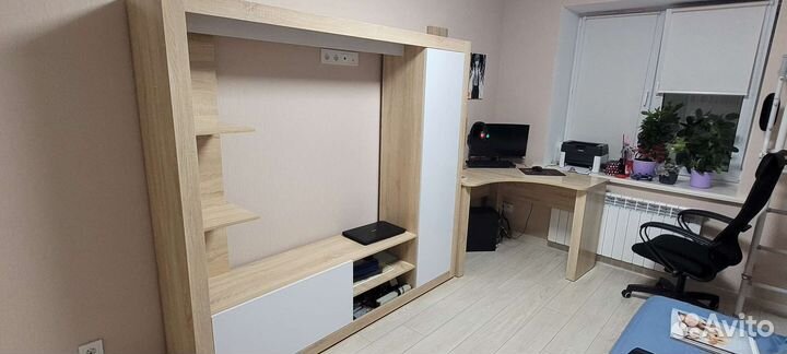 Компьютерный стол угловой с полками, шкаф, стенка