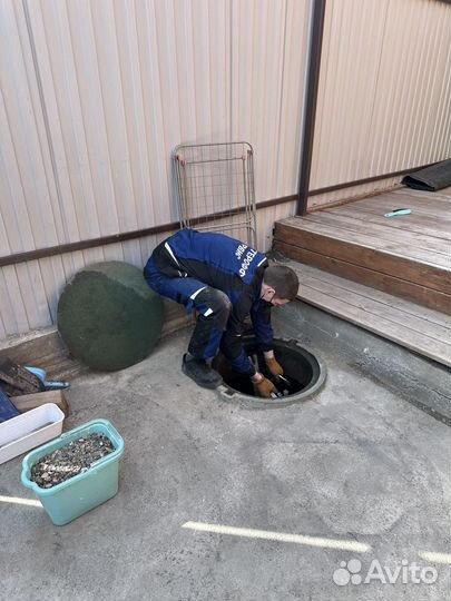 Гидродинамическая прочистка труб канализации