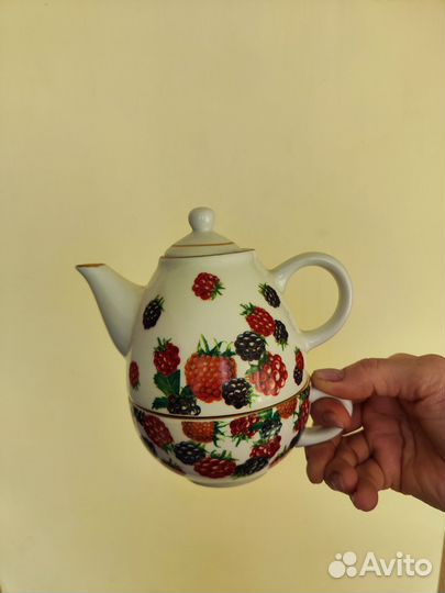 Заварочный чайник с чашкой