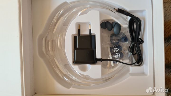 Bluetooth-гарнитура Samsung Gear Circle SM-R130